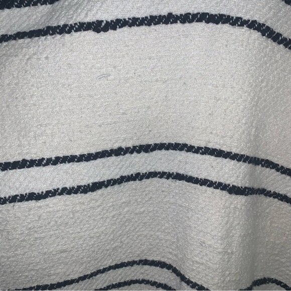 Bershka Poncho Cape Sweater‎ Size Medium  White Striped Outerwear Collection - Picture 7 of 7